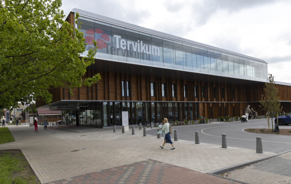 Tervikumi hoone väljast